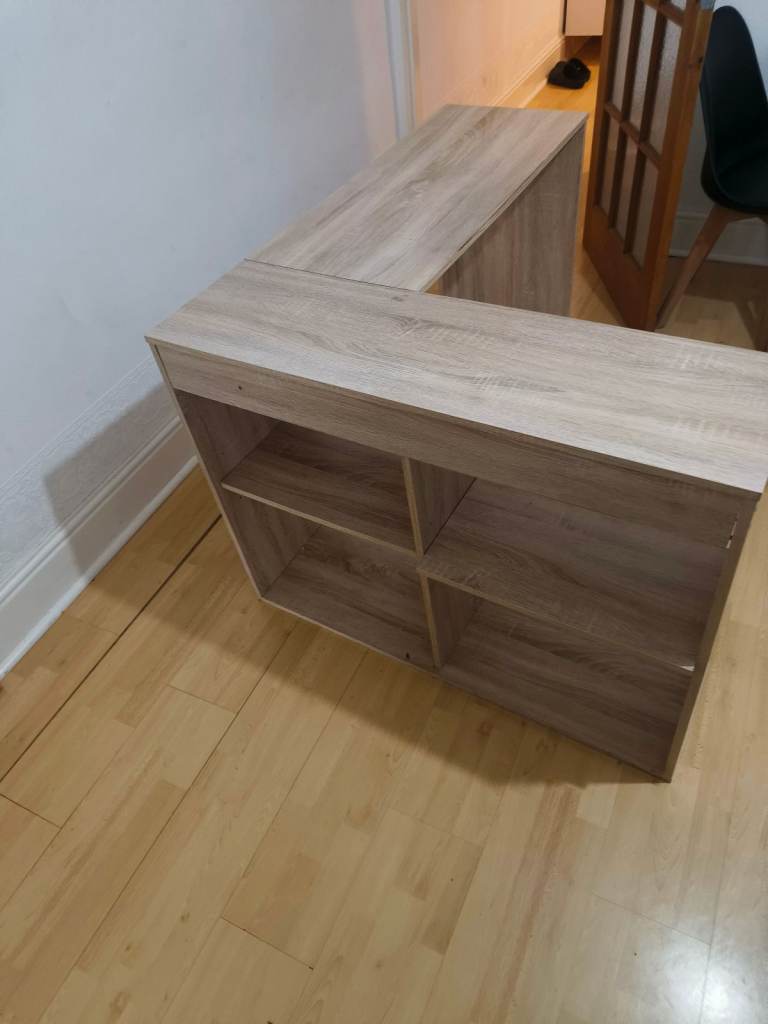 nice quality table for sale