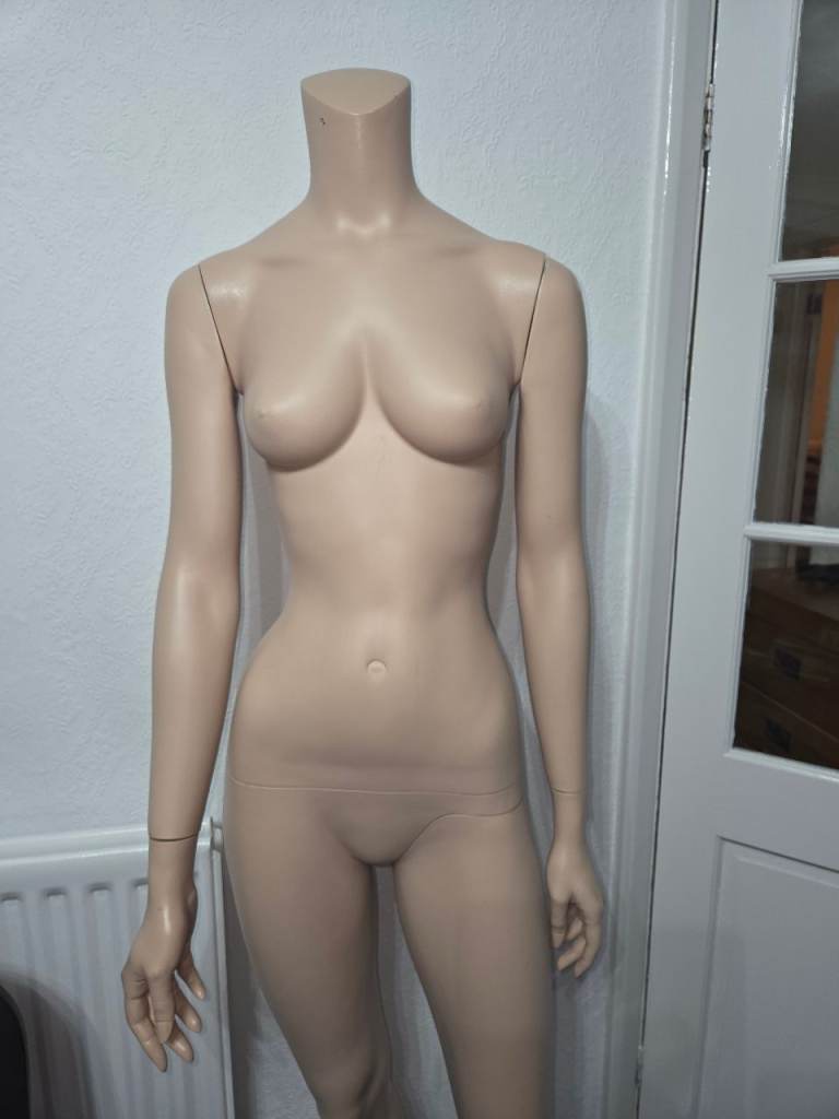 Female mannequin by John Nissen high qulaity fiberglass 