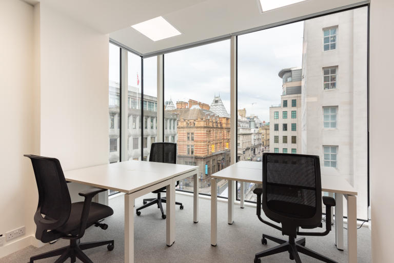 Leeds - LS15HD \ Fully Furnished Small Office for Rent, Ready to Use