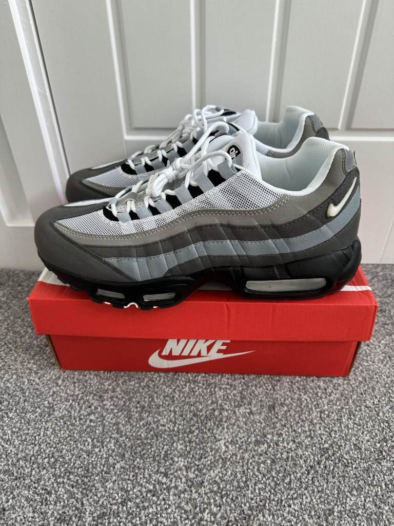 *URGENT* Nike Air Max 95 Jewel Swoosh Grey
