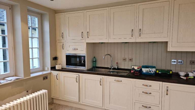 🔥Complete Kitchen for Sale 🔥– Cabinets and Appliances