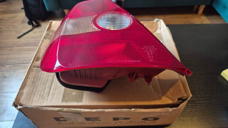 Brand New Honda Civic Mk7 Hatchback Left Rear Tail Light