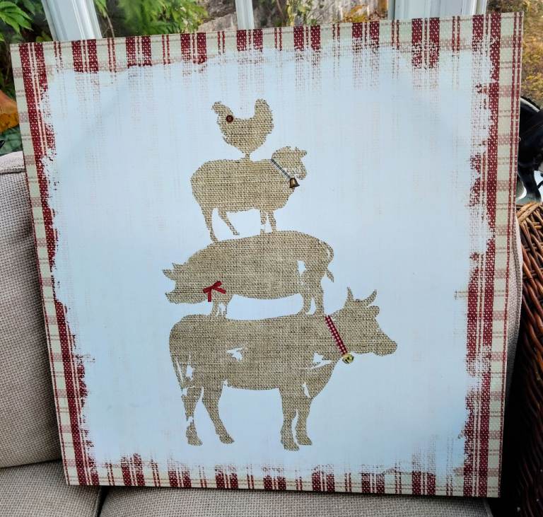 CANVAS PICTURE OF A COW, PIG,SHEEP AND CHICKEN