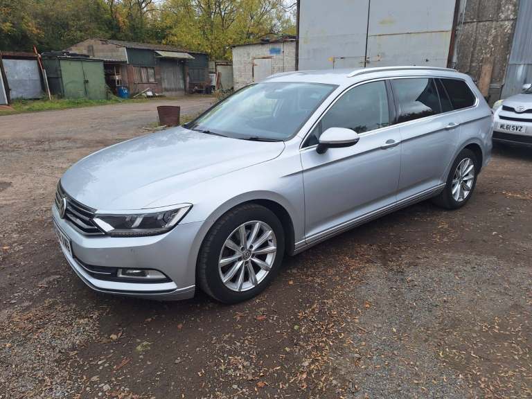 V/W PASSAT, Estate, 2018, Manual, cc), 5 doors  2018 biss model 6 speed man 240,000 MILES Ex-TAXII 
