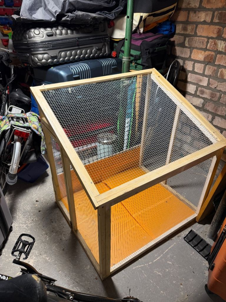 Chicken/rabbit/GP small animal coop/cage