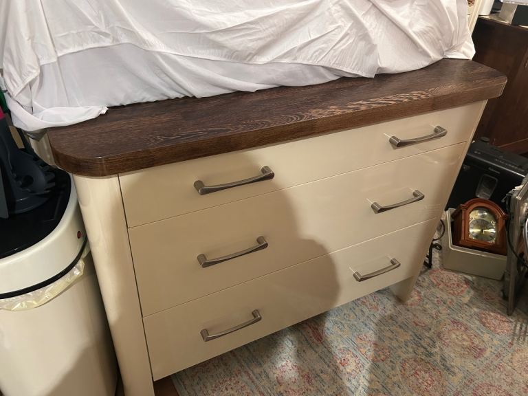 Used kitchen cabinets 
