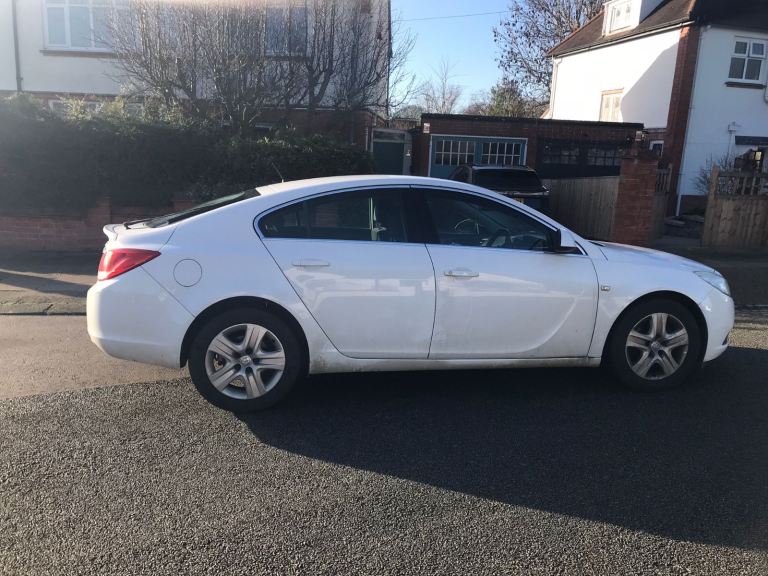 Vauxhall, INSIGNIA, Hatchback, 2010, Manual, 1796 (cc), 5 doors