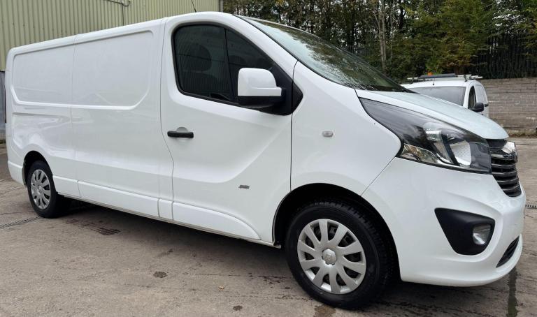 2018 Vauxhall Vivaro 1.6 CDTi 2900 Sportive Panel Van 5dr Diesel Manual L2 H1 Euro 6 (120 ps) PAN...