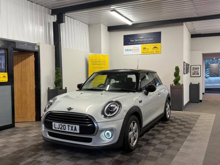 2020 MINI Hatch 1.5 Cooper Classic Steptronic Euro 6 (s/s) 3dr HATCHBACK Petrol Automatic