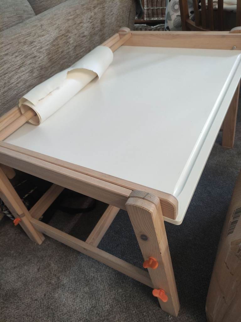 Kids Wooden Desk with Paper Roll Holder