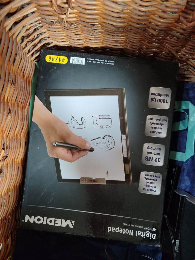 MEDION Digital Notepad - 32 MB Internal Memory