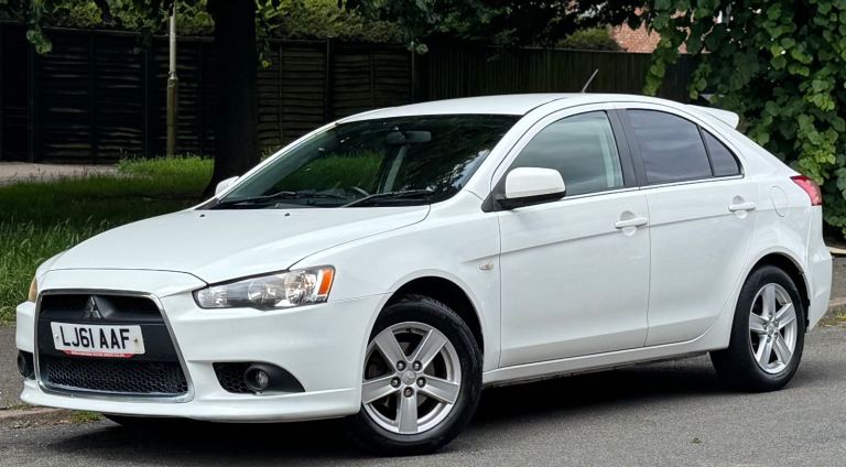 2011 mitsubishi lancer juro 