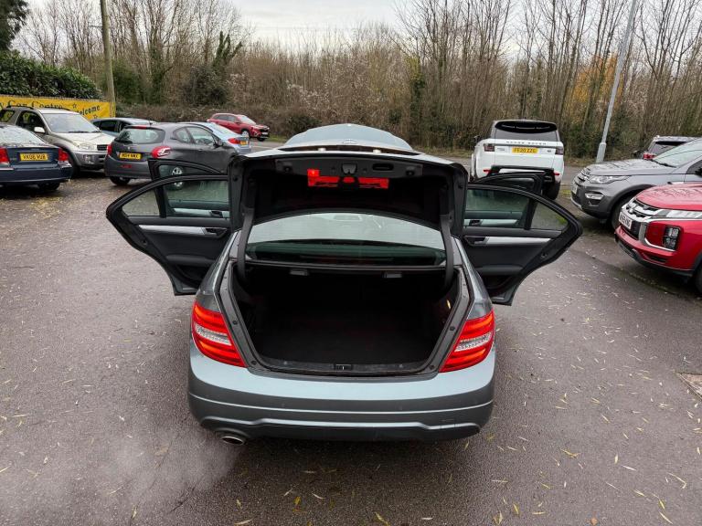 2011 Mercedes-Benz C Class C220 CDI BlueEFFICIENCY Sport 4dr Auto SALOON DIESEL Automatic