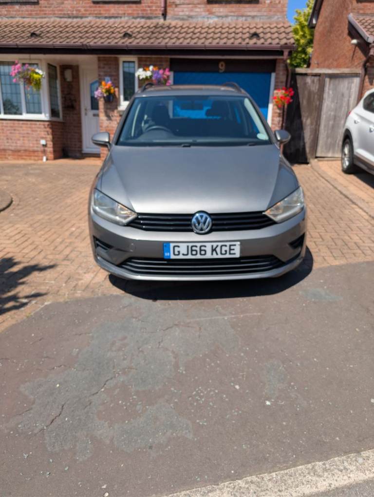 Volkswagen, GOLF SV, MPV, 2016, Semi-Auto, 1395 (cc), 5 doors