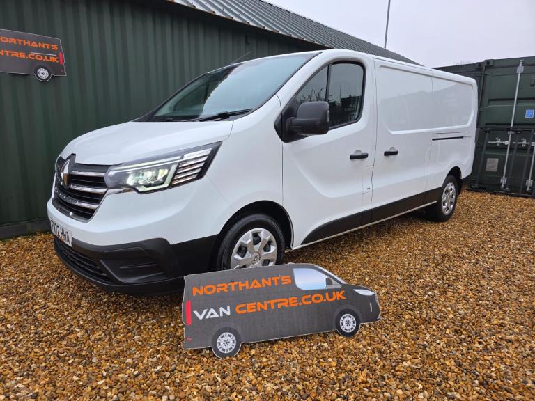2022 Renault Trafic LL30 LWB Blue dCi 130 Business+ Van   * PLUS VAT *  PANEL VAN Diesel Manual