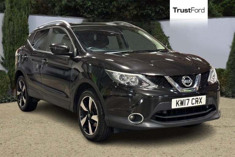 image for 2017 Nissan Qashqai 1.5 dCi N-Connecta 5dr HATCHBACK DIESEL Manual
