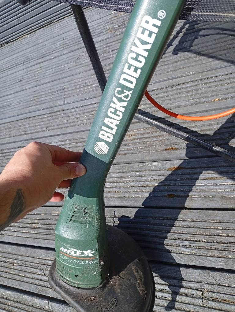 Black & Decker strimmer 