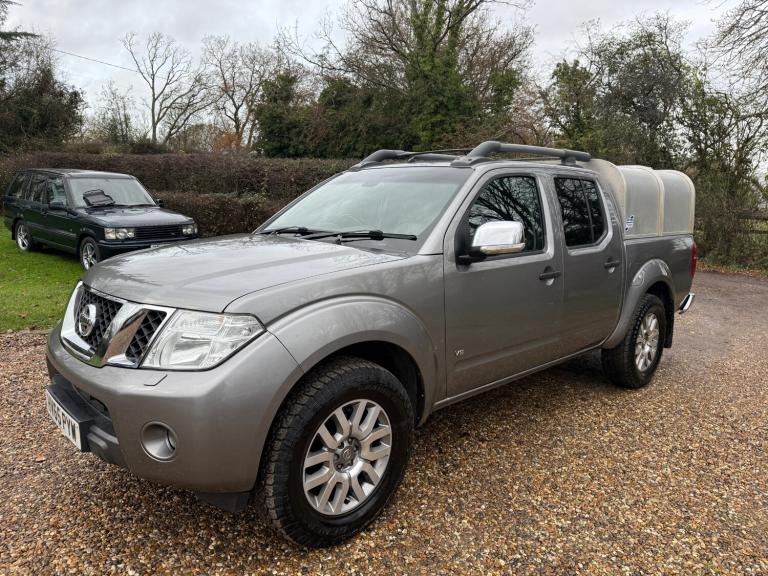 2015 Nissan Navara Double Cab Pick Up Outlaw 3.0dCi V6 231 4WD Auto PICK UP Diesel Automatic