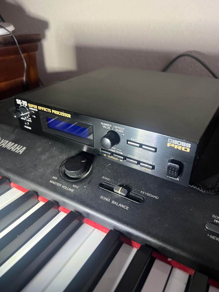 Boss SE-70 Super Effects Processor