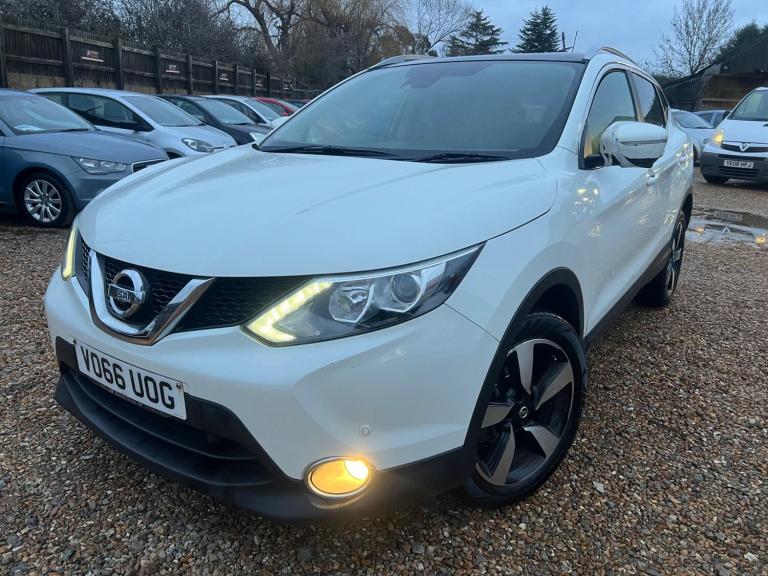 2016 Nissan Qashqai 1.5 dCi N-Connecta 2WD Euro 6 (s/s) 5dr HATCHBACK Diesel Manual