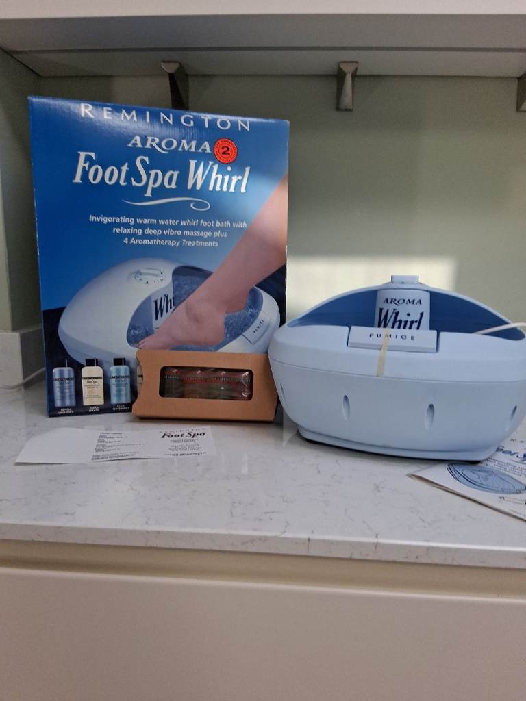 Remington Aroma Foot Spa Whirl - Unused, Still Boxed