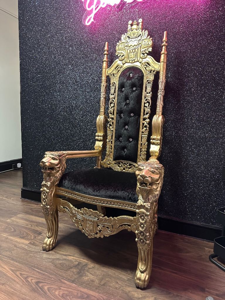 Throne - Wedding chair 