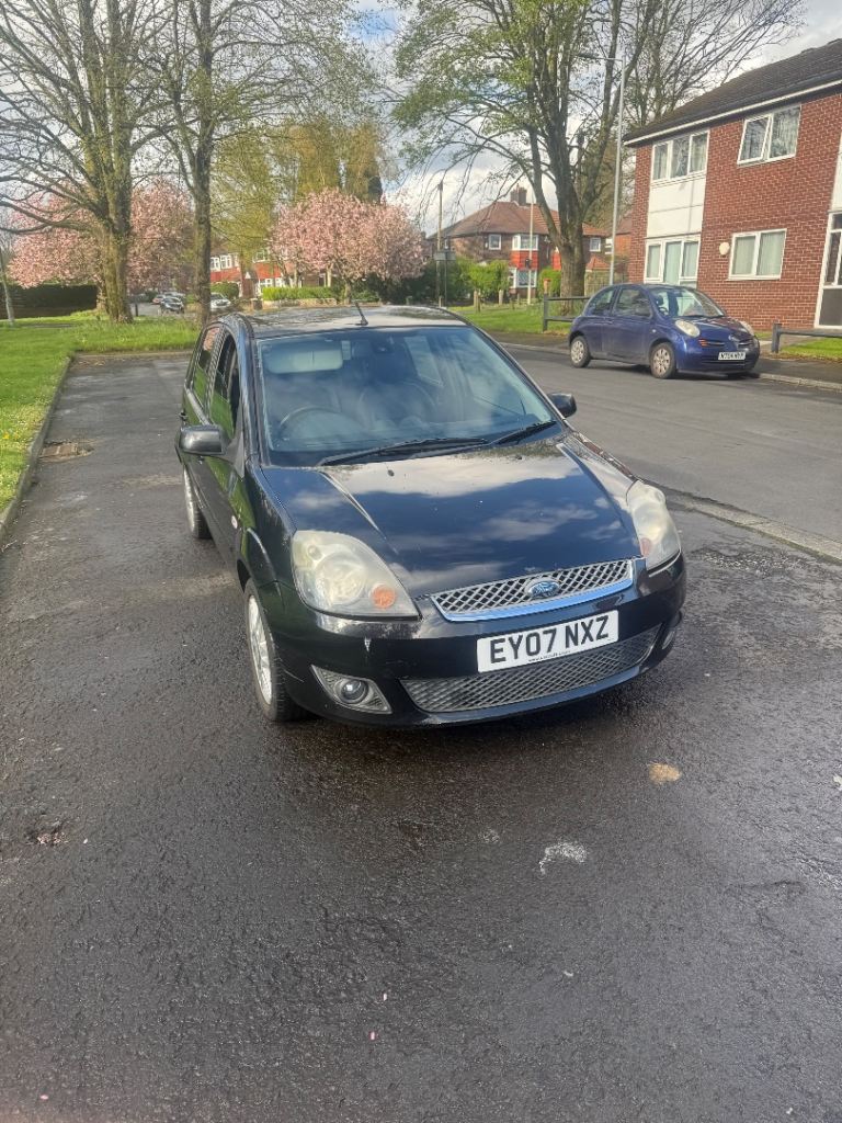 Ford fiesta 6months MOT