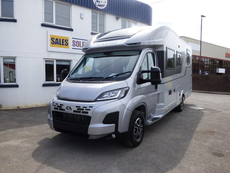 Adria Matrix 670 SL 60Y  Anniversary Edition DIESEL AUTOMATIC 2025