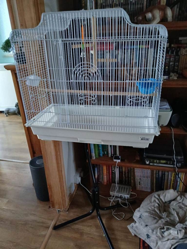 Large Rainforest white Puerto Rica bird budgie cage with stand 