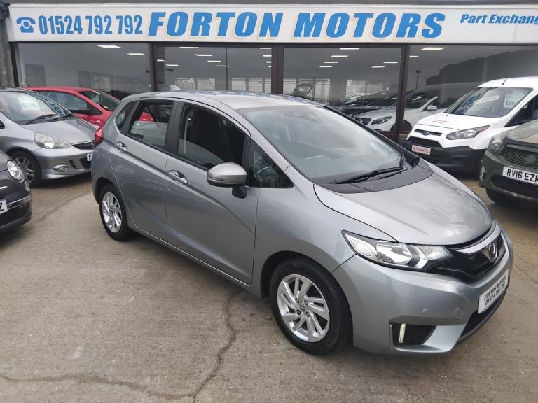 2017 Honda Jazz 1.3 SE 5DR AUTOMATIC ONE LADY OWNER ONLY 11,000 MILES FULL HISTORY HATCHBACK Petr...