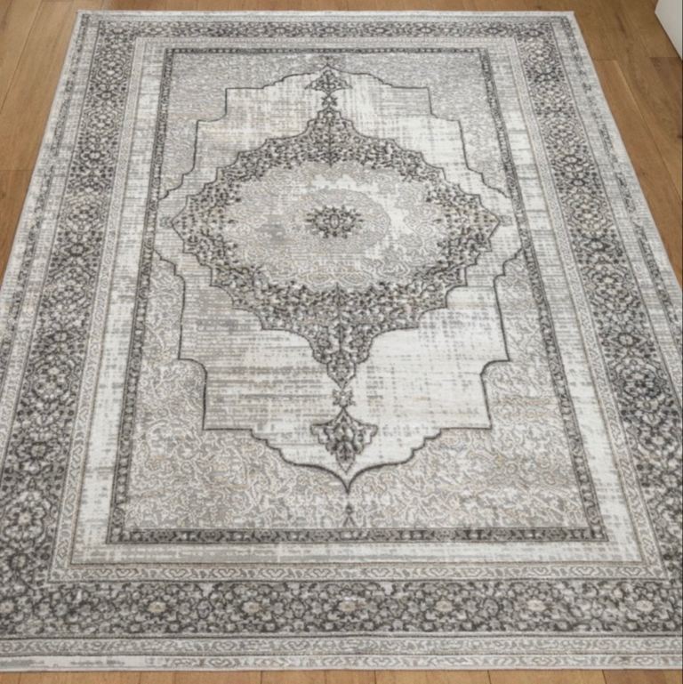 Brand new Emoji a beautiful area carpet rugs size 170×120 cm Colour grey 