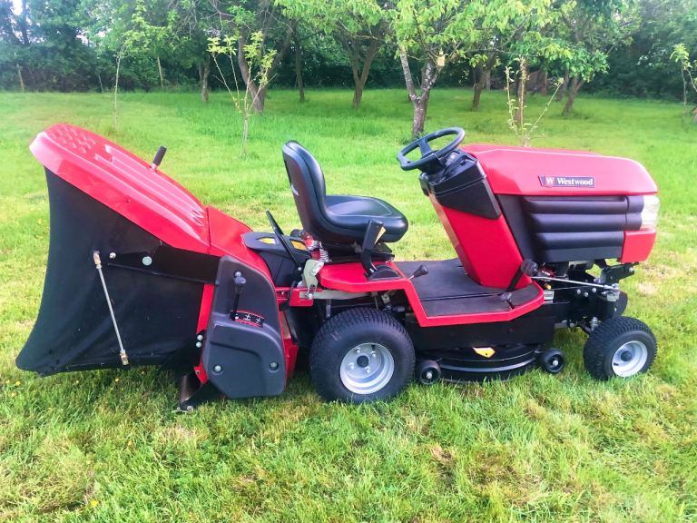 Westwood S150H Ride-On Mower (2015) – save thousands on a new model. Fully Overhauled Last Week 