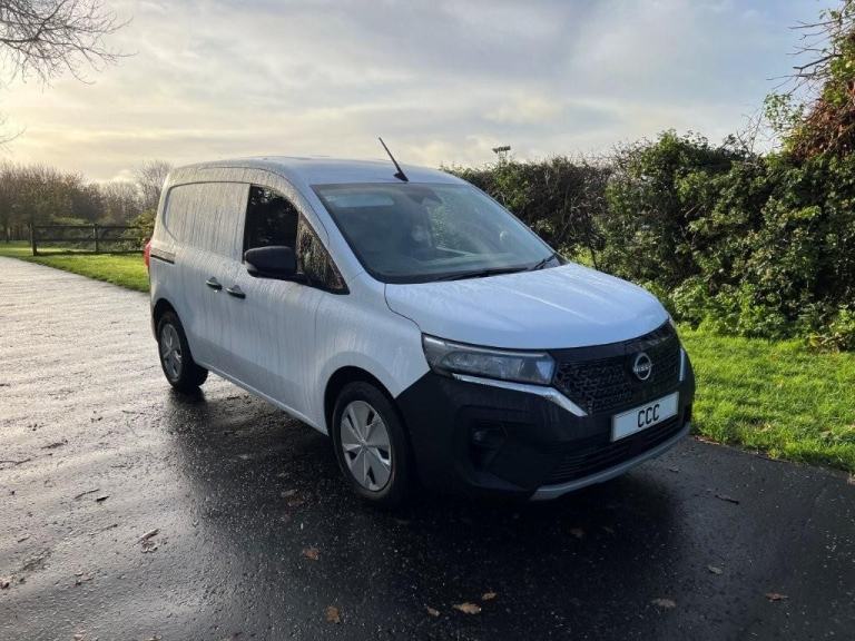 November 2025 NissanNovember 2025 Nissan Townstar 90 kW Acenta (122) Electric Au