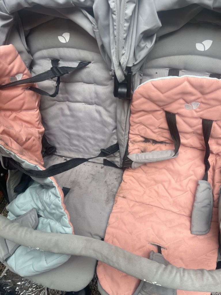 Twin pram