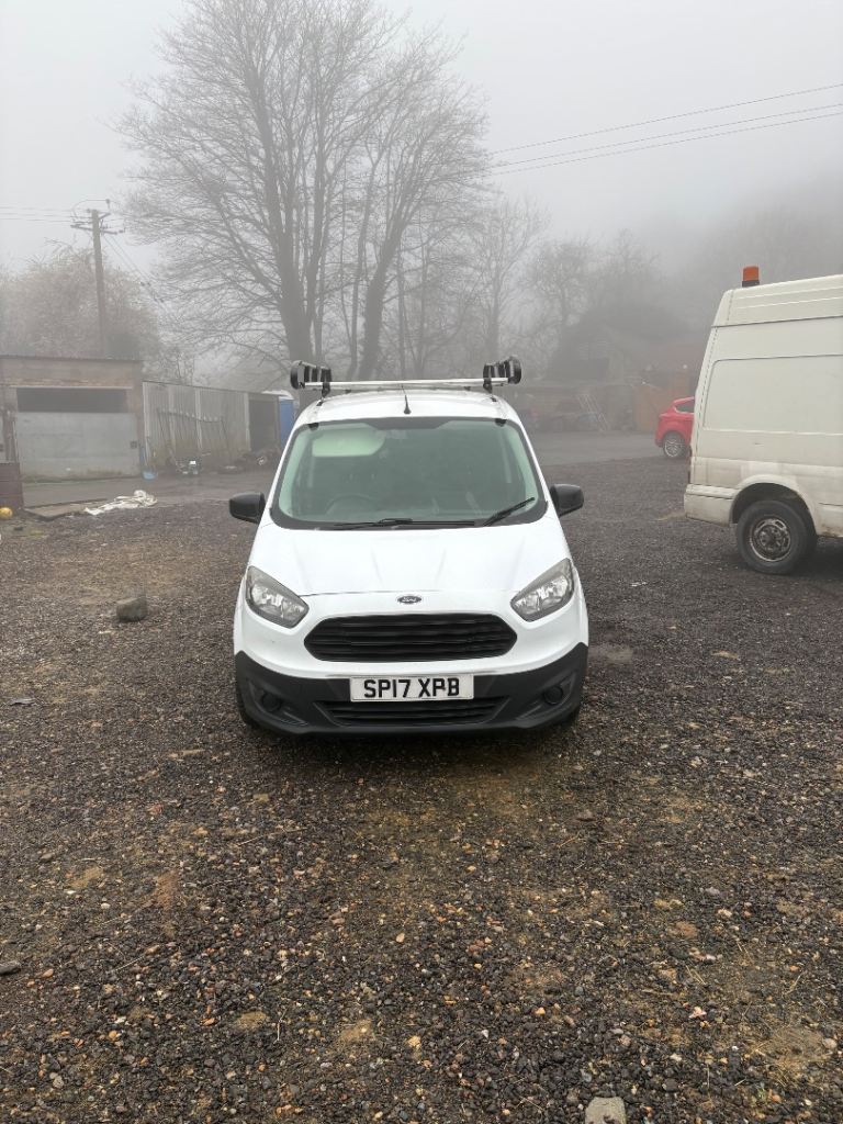 Ford, TRANSIT COURIER, Panel Van, 2017, Manual, 1498 (cc)