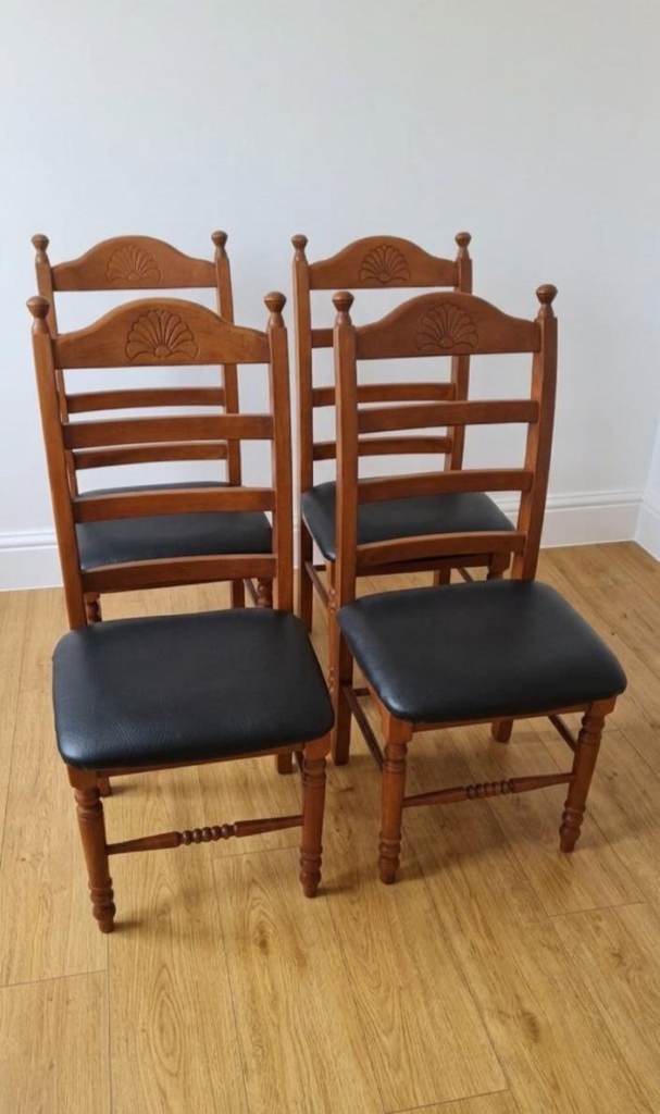 x4 Solid Wooden Dining Chairs (ALL 4 Chairs For £60) [SAME DAY DELIVERY AVAILABLE]