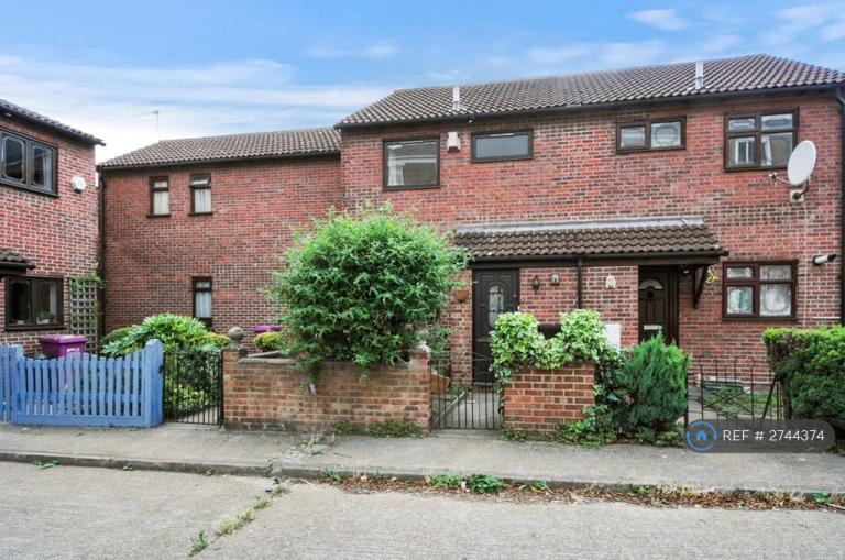 2 bedroom house in Corfield Street, London, E2 (2 bed) (#2744374)