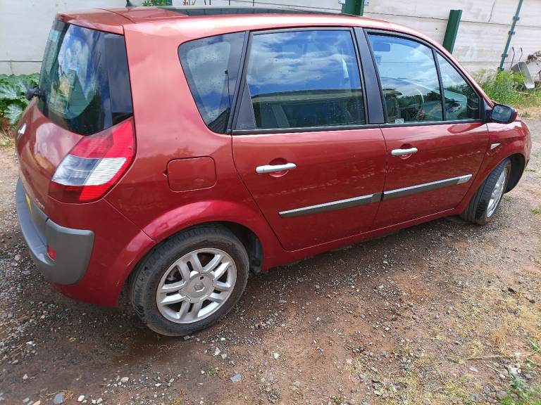 Renault, MEGANE SCENIC, MPV, 2005, Manual, 1598 (cc), 5 doors
