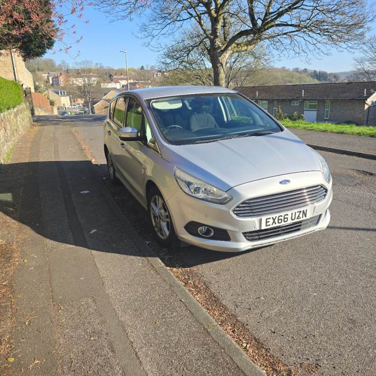 Ford s max  Automatic 
