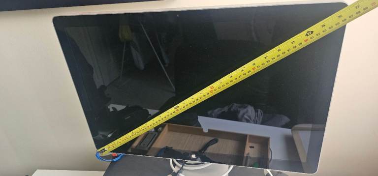 AppleMonitor 27-inch – Good Condition