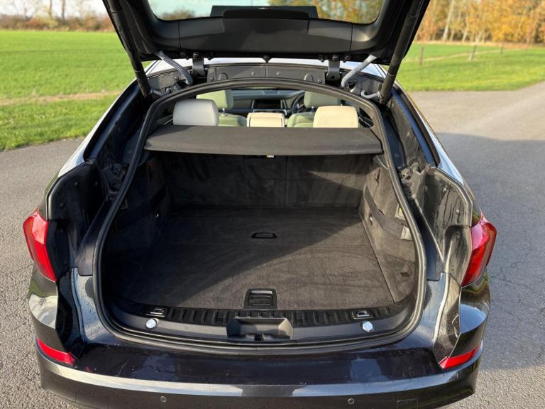 2014 BMW 5 Series 530d M Sport 5dr Step Auto HATCHBACK DIESEL Automatic