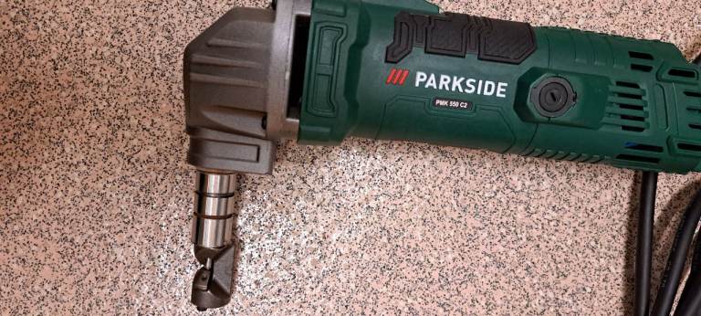 Nibbler and moisture meter