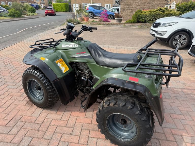 Kawasaki KLF 300