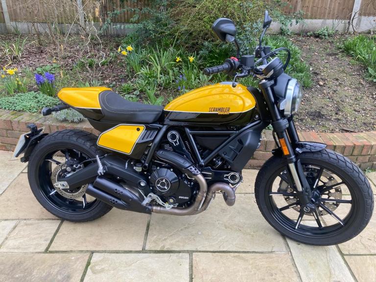 DUCATI SCRAMBLER 800,FULL THROTTLE,ONE OWNER,ONLY 200 MILES,SUPERB THROUGHOUT