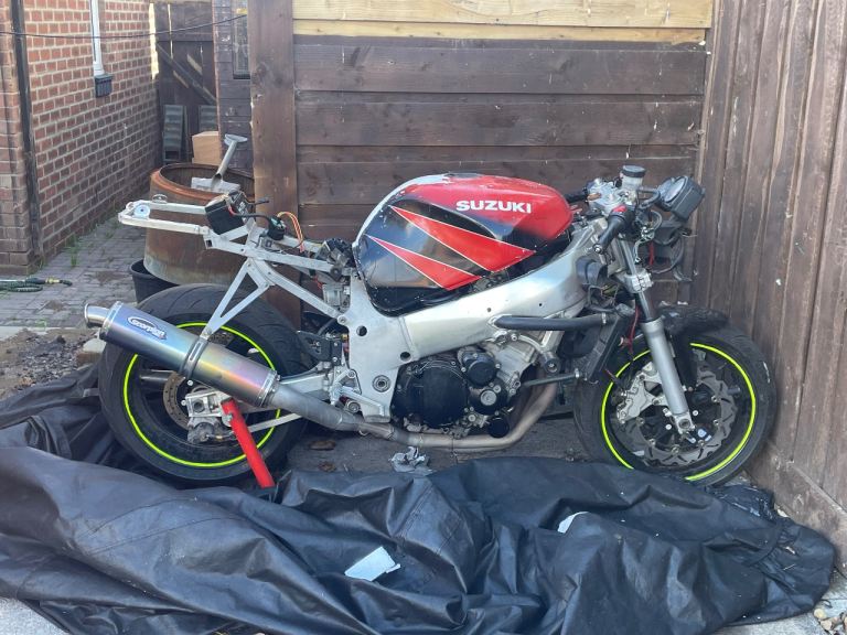 1998 Suzuki gsxr 600 track bike 