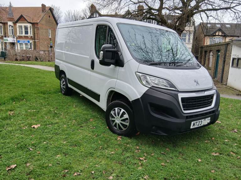 2023 peugeot boxer swb van