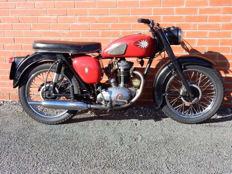 BSA C15 Star 250cc 1960 - cracking bike to ride cheap classic- see video