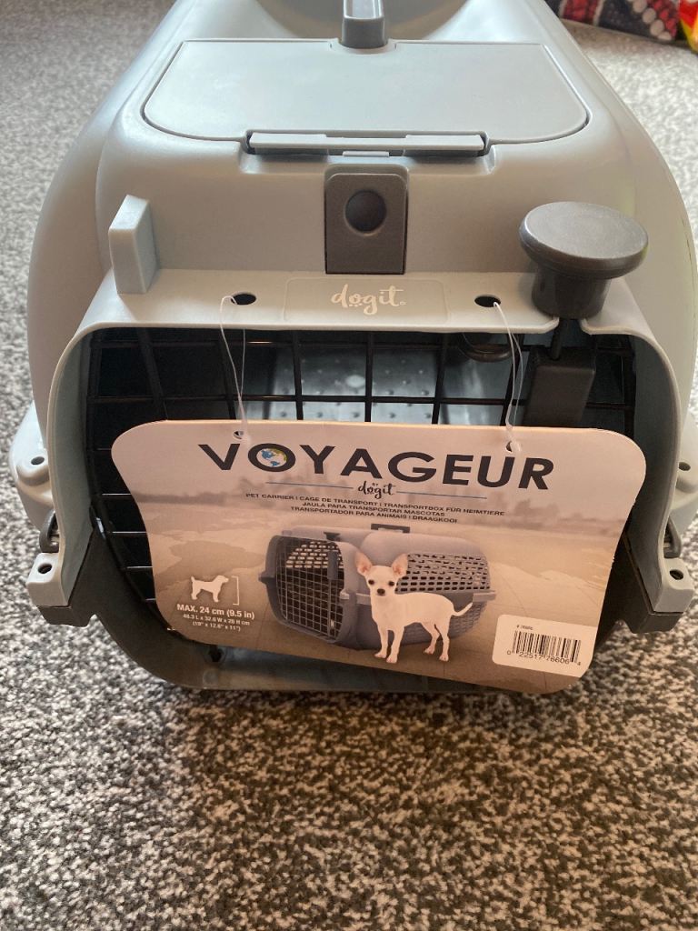 Carrier for sale it’s ( new ) !!