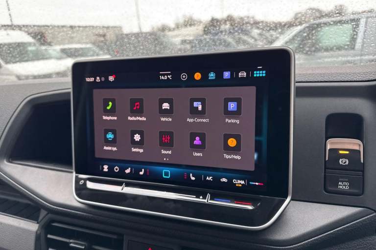 2025 Volkswagen Crafter 2.0 TDI 177PS Commerce Plus High Roof Van Auto PANEL VAN DIESEL Automatic