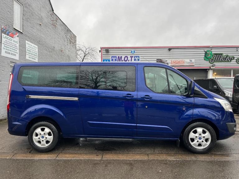 Ford Tourneo Custom 2.2 300 TDCi Limited Titanium 9 Seat LWB Minibus 2015/15